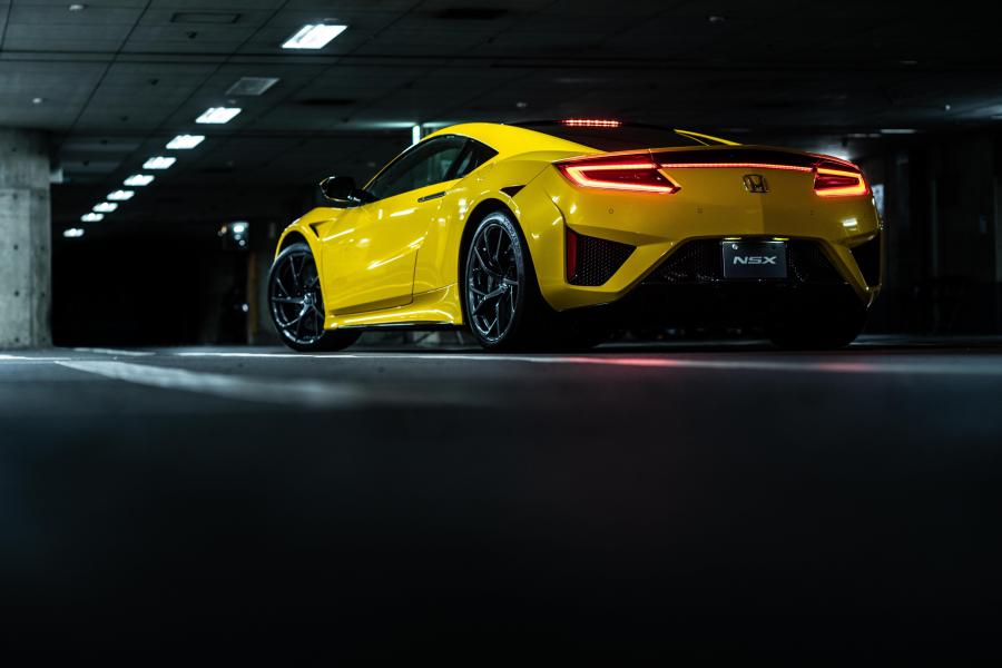  Honda NSX 2018 года  (JP) (фото 22 из 37)